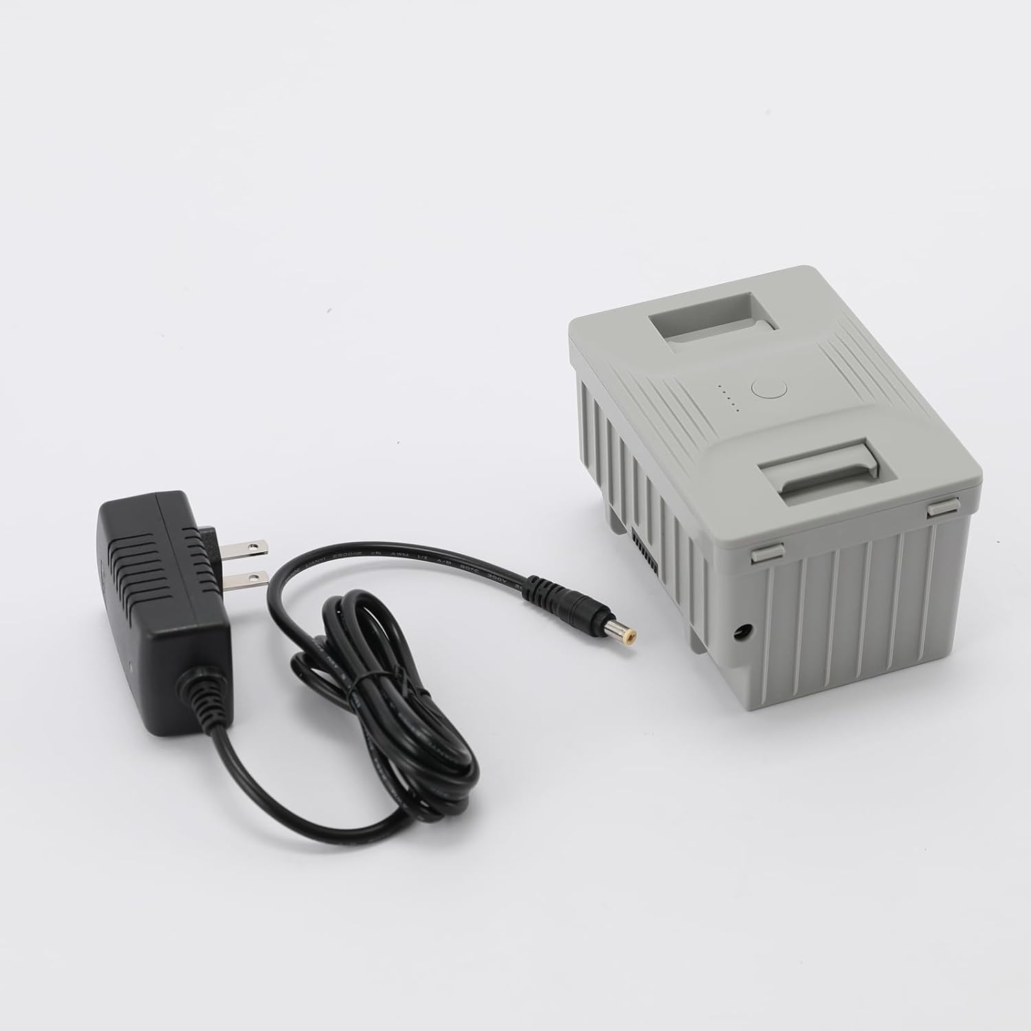 「SUNPIE」車載冷蔵庫専用 着脱式バッテリー 15600mAh 9L/30Lタイプ同時対応可能 充電器付属